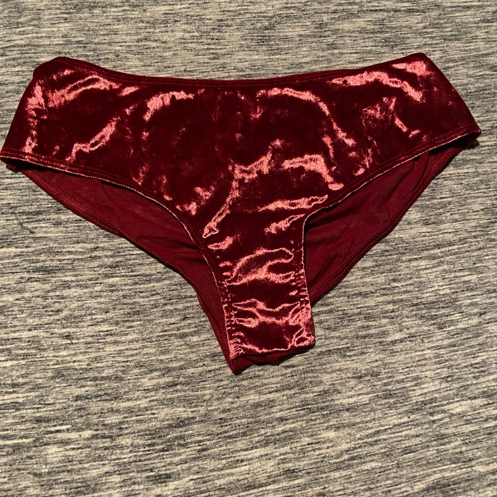 Brand new vs panties